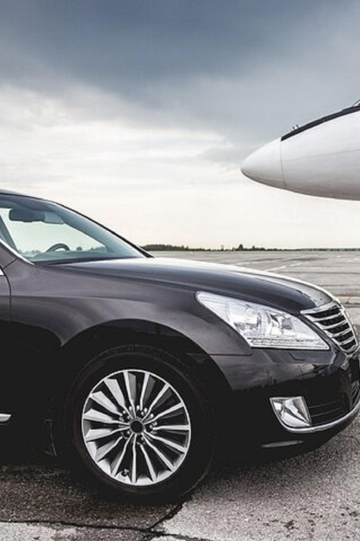 Cartagena: Airport Transfer to Any Hotel in Morros - Booking and Communication