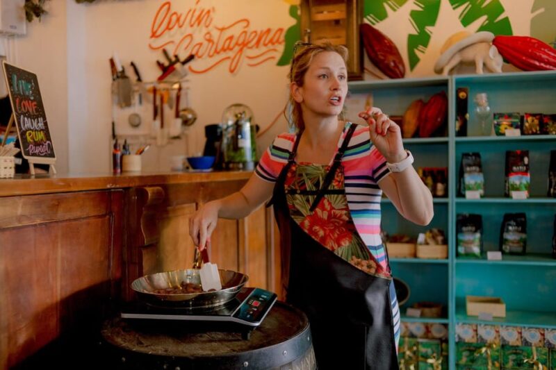 Cartagena: Amazing Colombian Chocolate and Cacao Workshop - Crafting Chocolate Treats