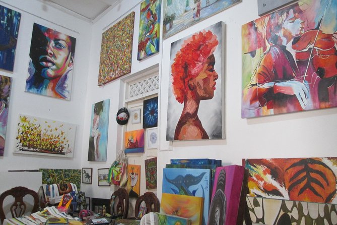 Cartagena Art Tour - Accessibility and Additional Information