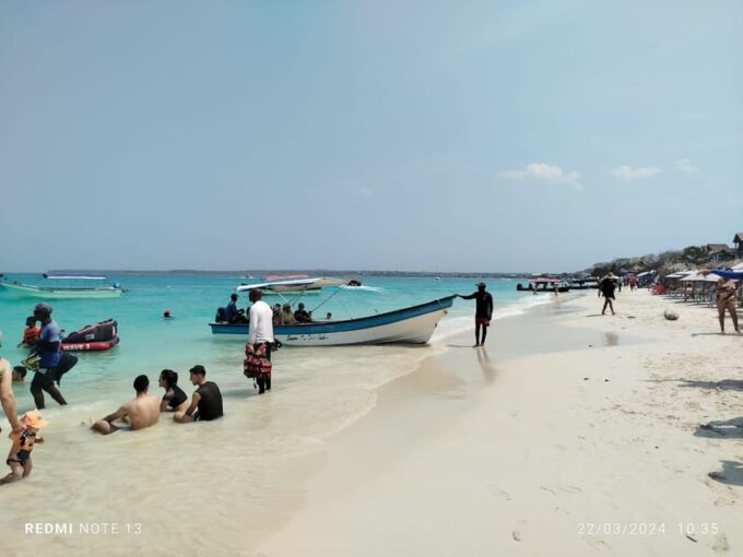 Cartagena: BARU Playa Blanca With SNORKELING INCLUDED - Activity Photographic Record