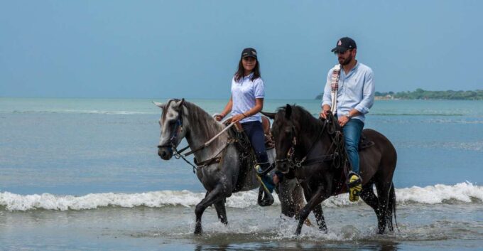 Cartagena: Beach Horse Ride and Colombian Horse Culture - Recap