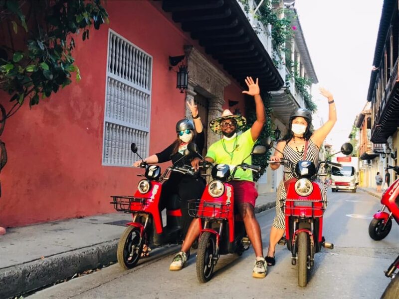 Cartagena: Bike Rental in the Old Center of Cartagena - Included Services