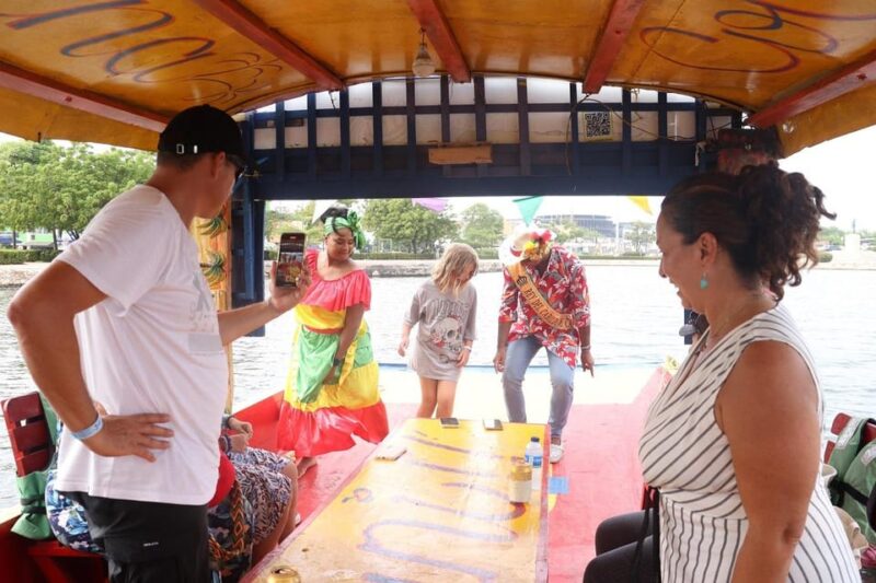 Cartagena: Cartagena Cultural Tour on a Colombian Raft - Tour Experience