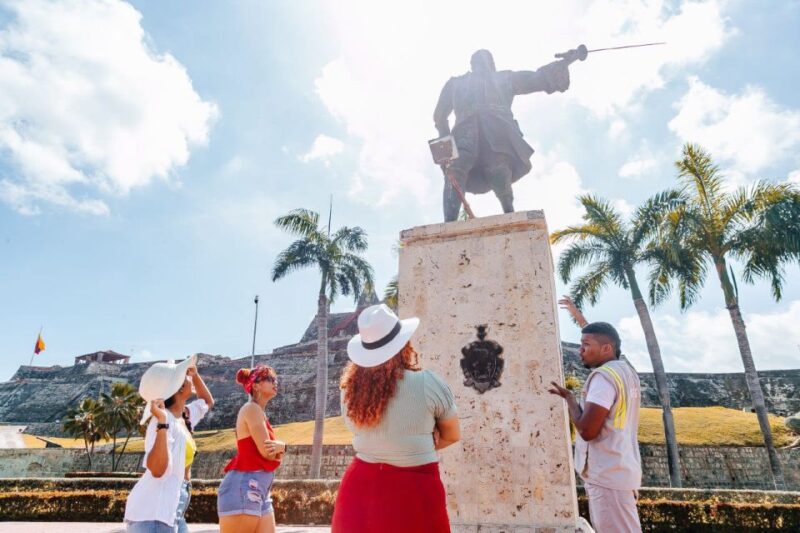 Cartagena: Castle of San Felipe & Cerro De La Popa City Tour - Visiting Cerro De La Popa