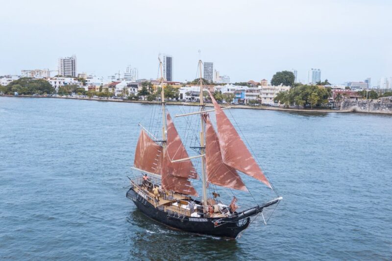 Cartagena, Co: Sunset Skyline Pirate Boat Tour With Open Bar - Important Information
