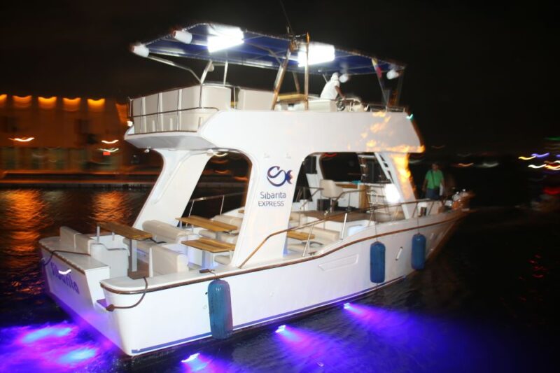 Cartagena: Cruise by the Bay With Dinner and Wine - Important Information