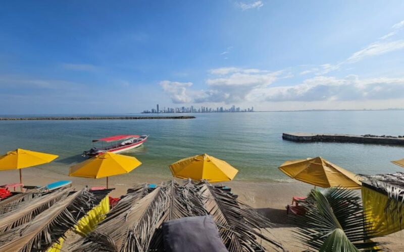 Cartagena: Day Tour to Tierra Bomba Island - Itinerary and Experience