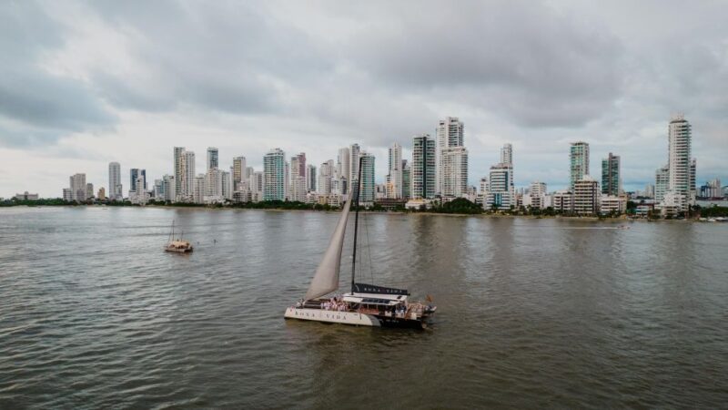 Cartagena De Indias: 2-Hour Sunset Cruise - Key Points