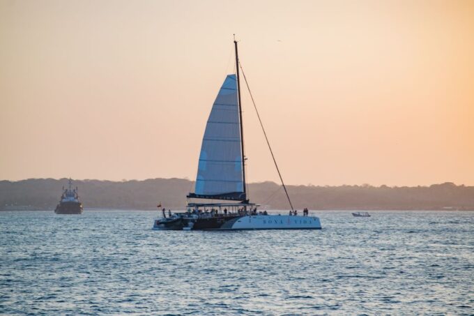 Cartagena De Indias: 2-Hour Sunset Cruise - Customer Ratings and Feedback