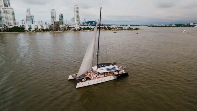 Cartagena De Indias: 2-Hour Sunset Cruise - Cancellation and Accessibility