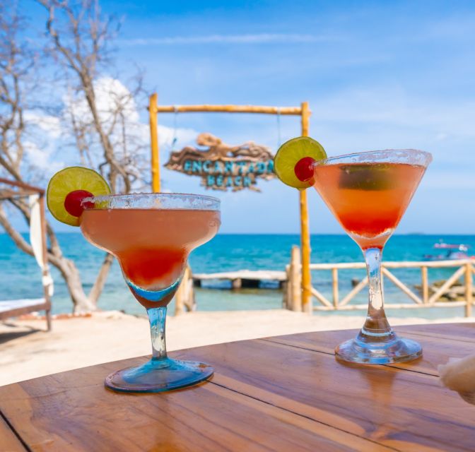 Cartagena: Enchanted in Rosario Islands Boat Trip - Trip Itinerary and Experience