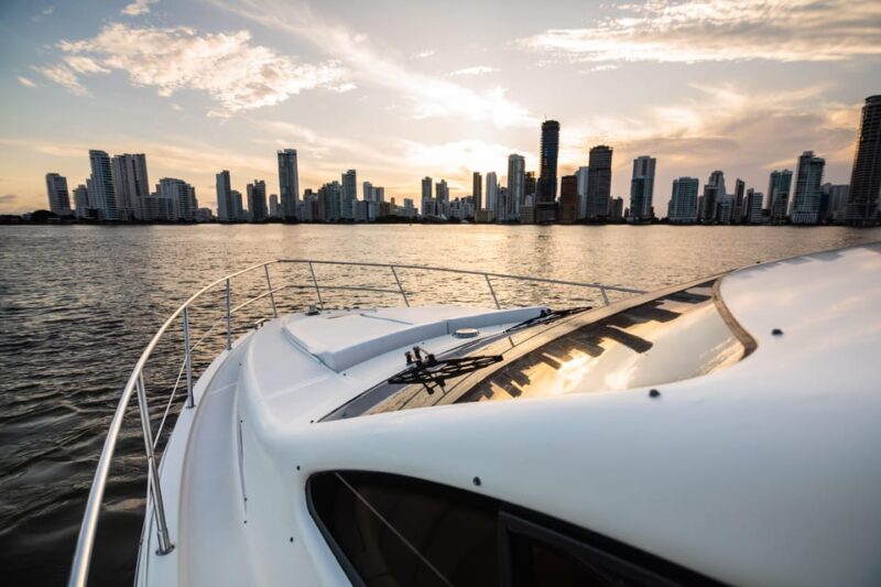 Cartagena: Enjoy a 1-Hour PRIVATE Tour of Cartagena Bay - Inclusions and Exclusions