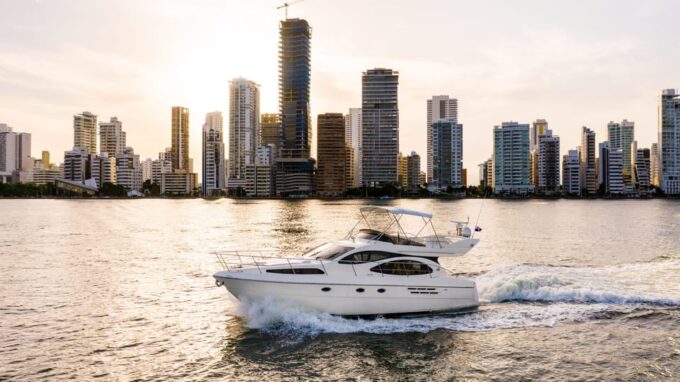 Cartagena: Enjoy a 1-Hour PRIVATE Tour of Cartagena Bay - What to Expect