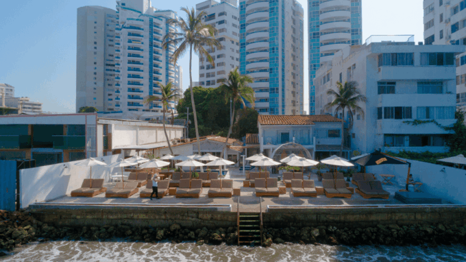 Cartagena: Enjoy a Day at a Club With a Private Beach +Lunch - Contact and Inquiries