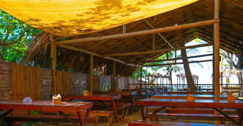 Cartagena: Excursion in Beach Club Area House+Open Bar+Lunch - Itinerary and Experience