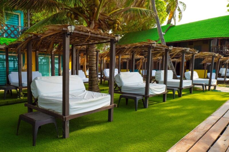 Cartagena: Excursion in Beach Club Area House+Open Bar+Lunch - What to Bring and Not Allowed