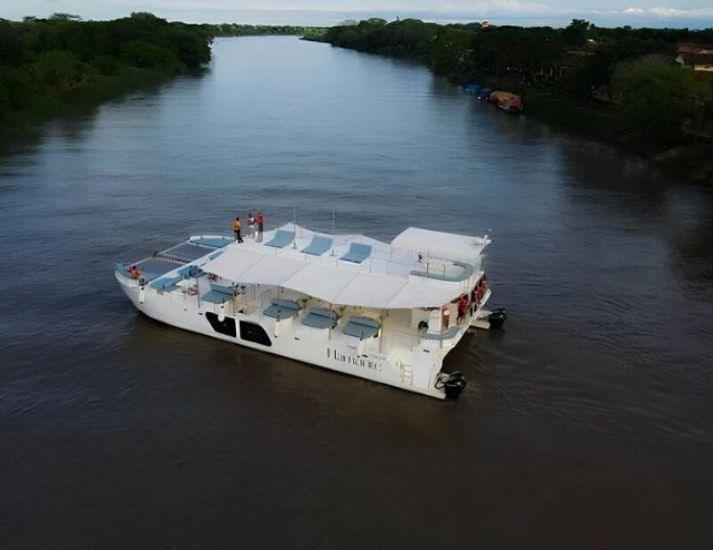 Cartagena: Flamante Sunset Catamaran Cruise With Open Bar! - Important Details