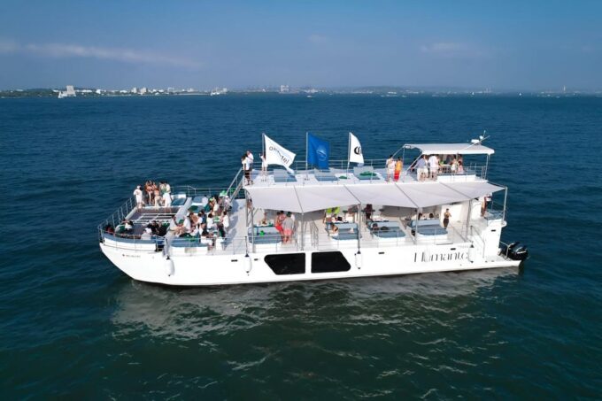 Cartagena: Flamante Sunset Catamaran Cruise With Open Bar! - Frequently Asked Questions