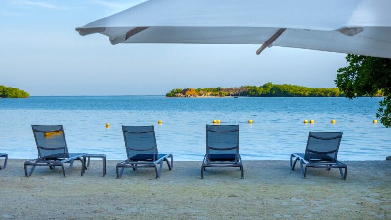 Cartagena: Full Access Day Pass to Aura Barú Beach Hotel - Activities and Amenities