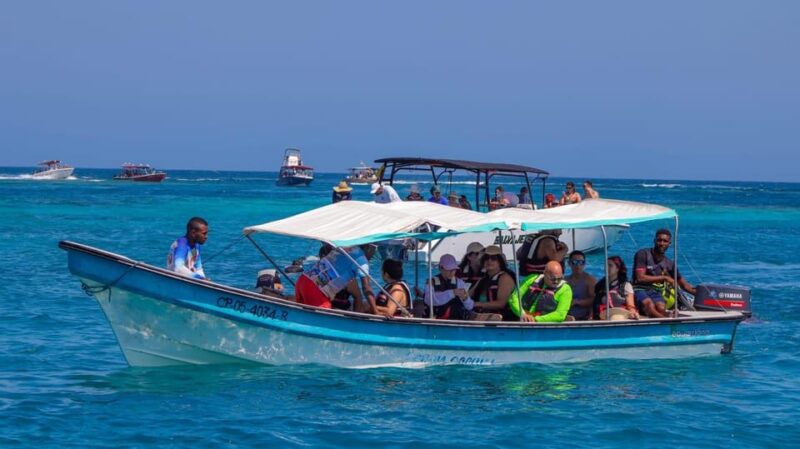 CARTAGENA: FULL DAY IN CRISTAL BEACH CLUB VIP+LUNCH+SNORKEL - About Playa Cristal