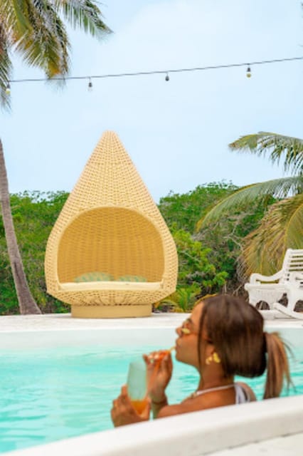 Cartagena: Full Day to the Island With Lunch, Pool and Snack - Meeting Point and Transportation