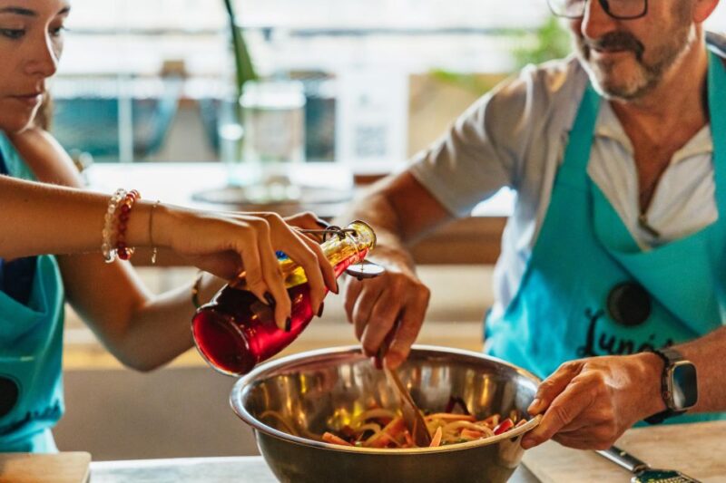 Cartagena: Gourmet Cooking Class With a View - Participant Information