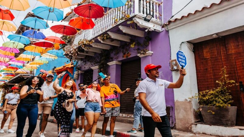 Cartagena: Guided Selfie and Walking Tour With Beer Tasting - Tour Overview and Details