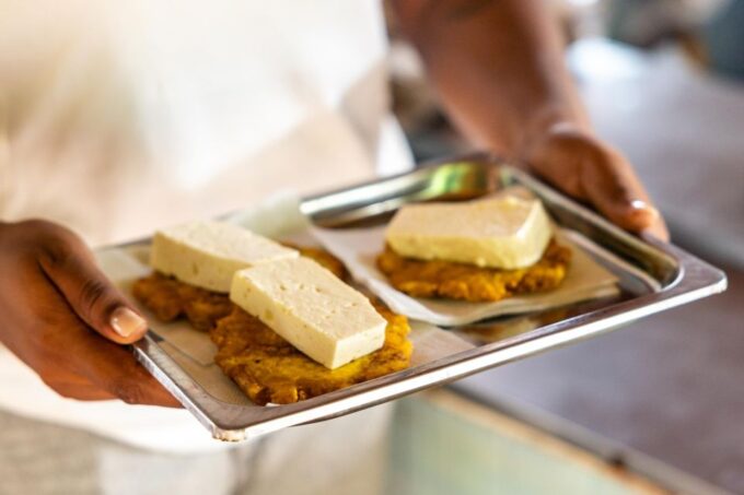 Cartagena: Guided Street Food Tour With Tastings - Discover Hidden Gems