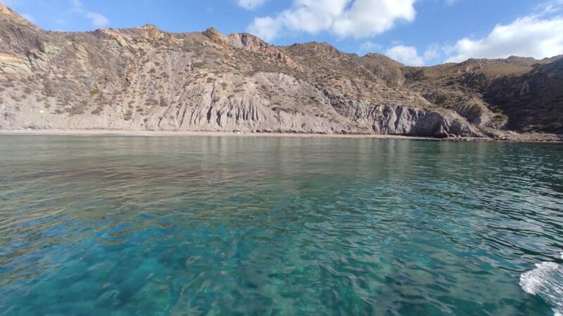 Cartagena: Guided Tour by Boat to the Island of the Doves - Meeting Point and Accessibility