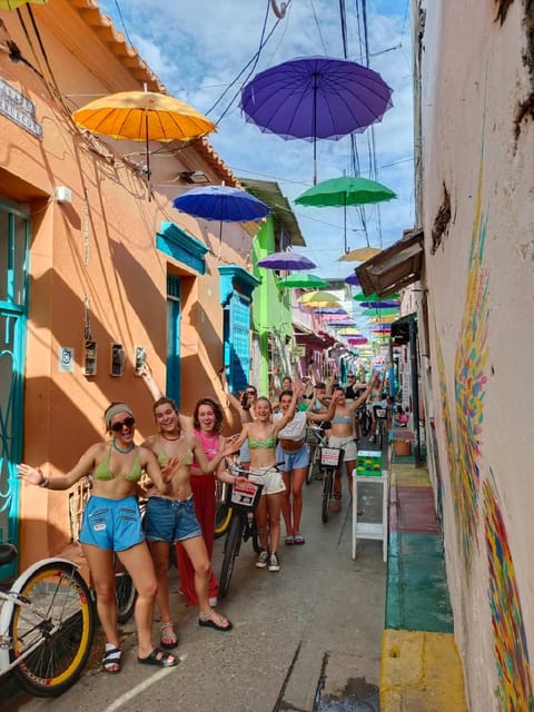 Cartagena: Have Fun on a Bike Tour Through the Old City - Exploring Cartagenas Old City