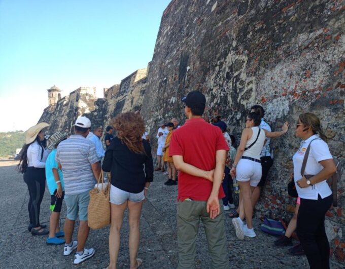 Cartagena: Historical City Tour on a Chiva Bus With Guide! - Additional Notes