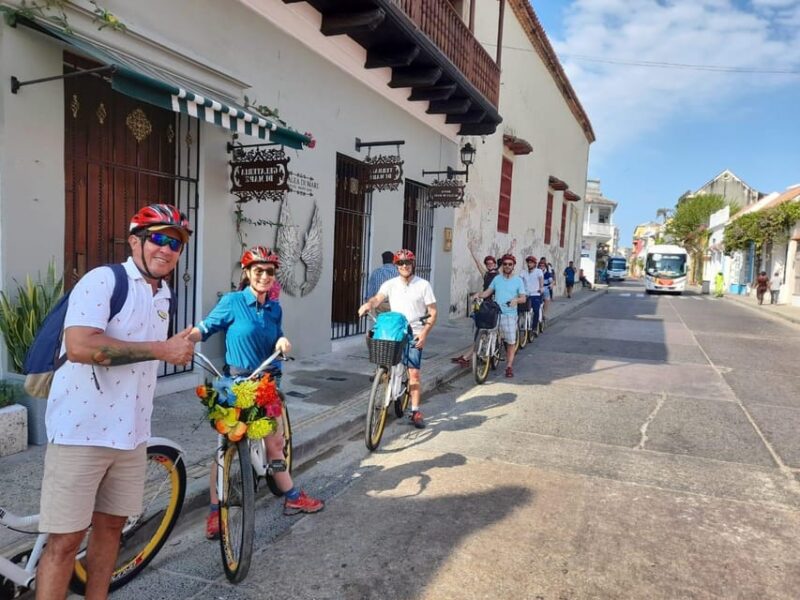 Cartagena: Historical, Cultural and Graffity Bike Tour - Key Points