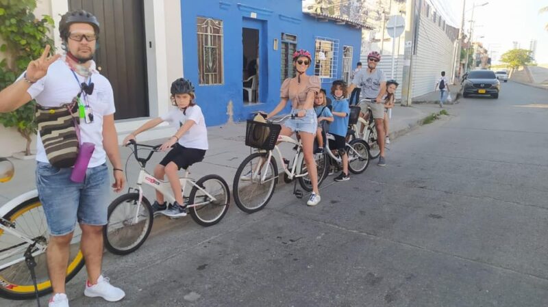 Cartagena: Historical, Cultural and Graffity Bike Tour - Experience and Itinerary