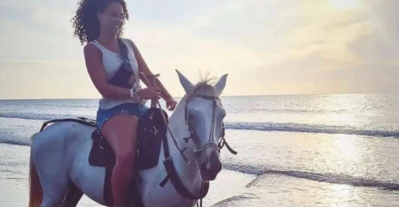 Cartagena: Horseback Ridding Excursion on the Beach - Key Points