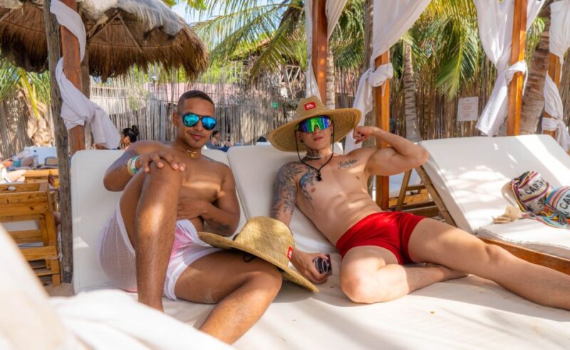 Cartagena: Isla Baru Beach Club at Playa Blanca - Key Points