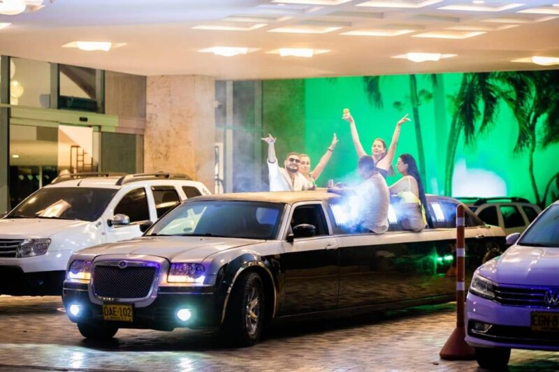 Cartagena: Limousine Tour Through the Streets of Cartagena - Itinerary Highlights