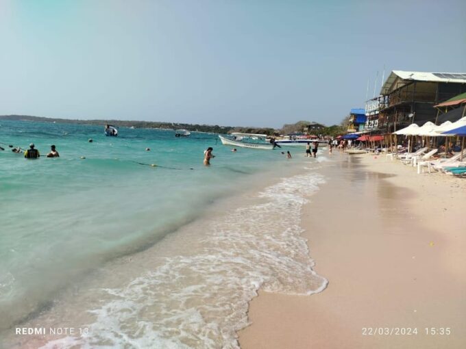 Cartagena: LUMINOUS PLANKTON, Playa Blanca Barú and Lunch - Inclusions and Exclusions