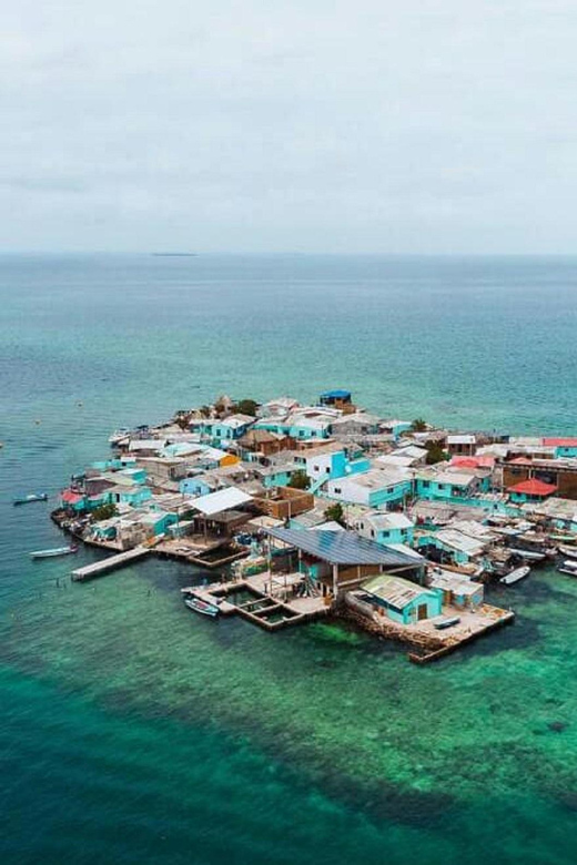 Cartagena: Mucura and Santa Cruz Islands Tour Spectacular - Transportation Details