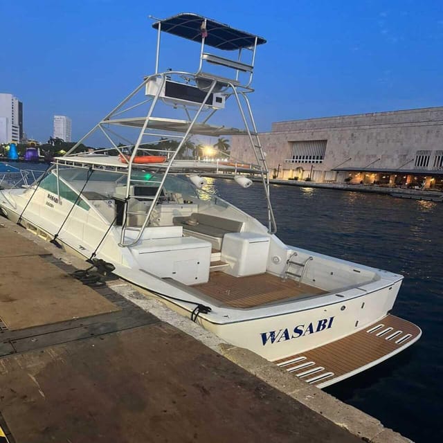 Cartagena: Nightplan on a Yacht With Open Bar, DJ on Board! - Meeting Point and Additional Information