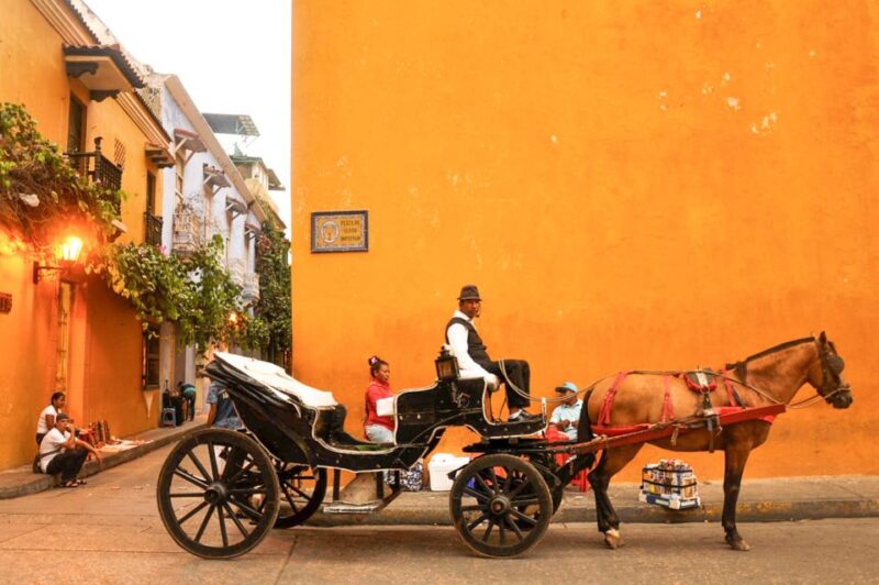 Cartagena: Old City Guided Walking Tour - Tour Highlights and Experience