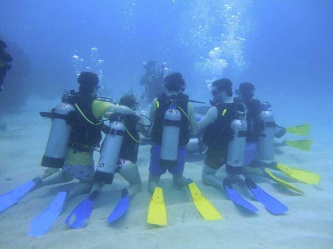 Cartagena: PADI Advanced Open Water Diver Course - Prerequisites and Restrictions