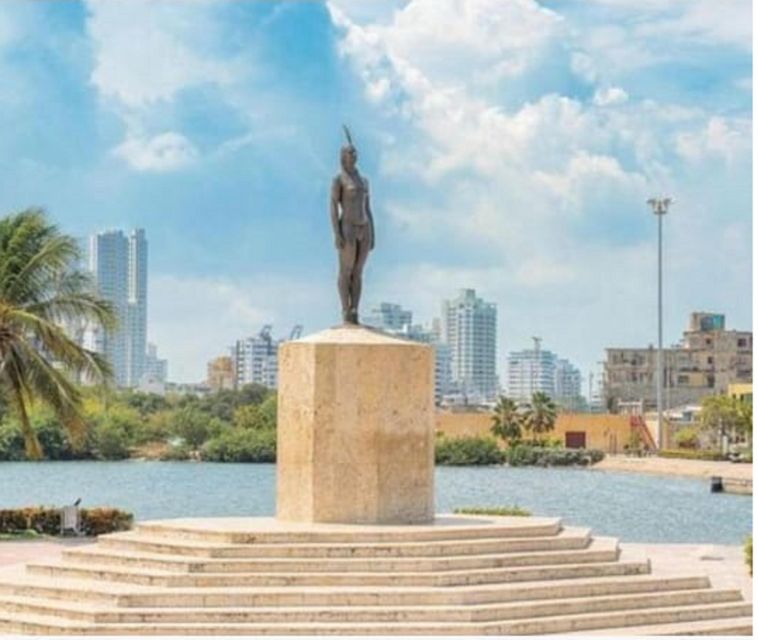 Cartagena: Panoramic City Tour, Monuments, Walls, Castle - Exploring the Castillo De San Felipe