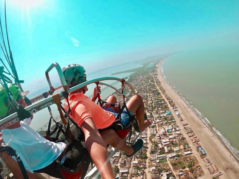 Cartagena: Paratriking Flight From the Beach - Key Points