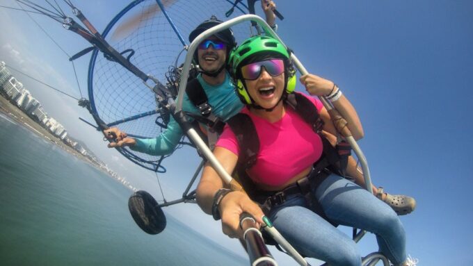 Cartagena: Paratriking Flight From the Beach - Suitable Participants