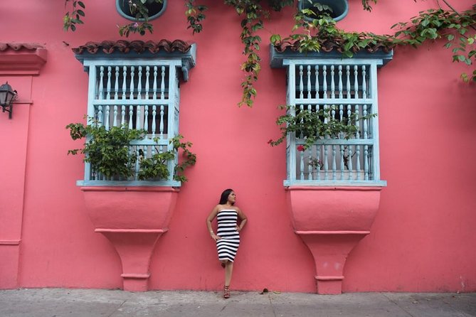 Cartagena Photo Walk & Coffee (Available in English and Spanish) - Meeting and Pickup Details