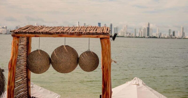 Cartagena: Private Island in Tierra Bomba + Typical Lunch - Itinerary and Transportation
