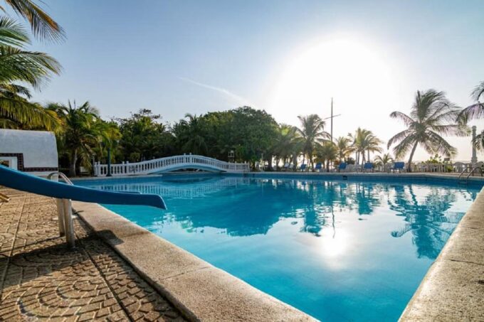 Cartagena: PRIVATE ISLAND With Typical Lunch and OPEN BAR - Getting to the Departure Point