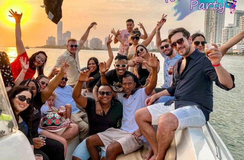 Cartagena: Private Sunset and Night Boat Tour - What to Bring