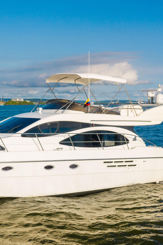 Cartagena: PRIVATE TOUR to the Rosario Islands by Yacht - Itinerary Highlights