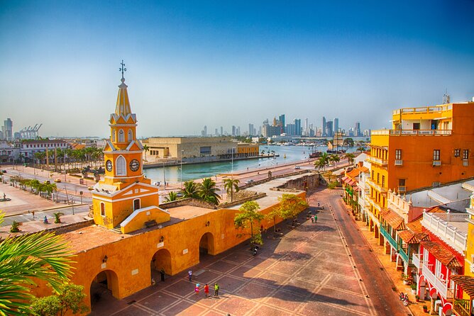 Cartagena Private Tour to Walled City & San Felipe Castle - Key Points